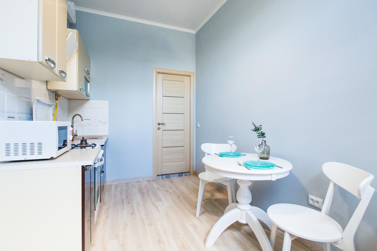 1 Bedroom Apartment Near Elizabeth'S The Cathedral Lviv Extérieur photo